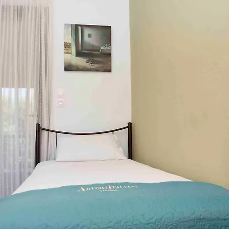 Anna Pousi Studios & Apartment Ormos Panagias Exterior photo